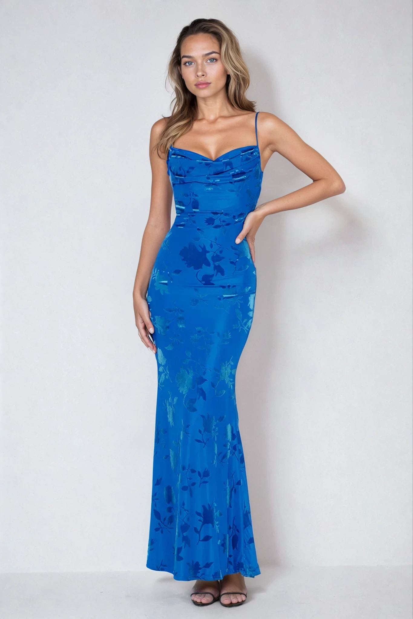AZZURRA Maxi Dress