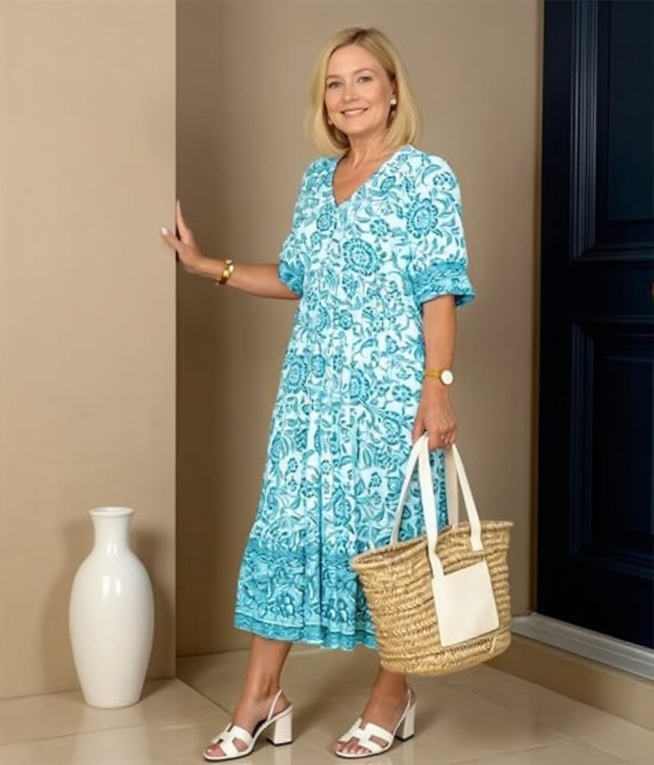 LIA | Elegant Floral Dress with a Breezy Vibe